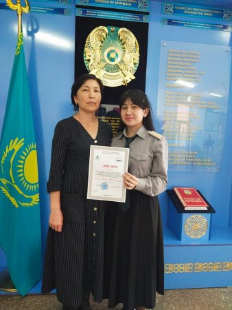 10"А" сынып оқушысы Усербаева Сарвиназ "Балалар әлемі" жобасы аясында өткізілген республикалық балалар оқулары байқауына ІІ орынға иесі болды